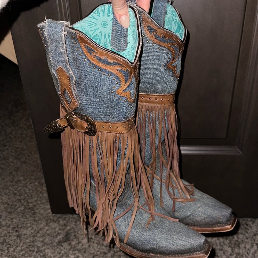 Coral Boots